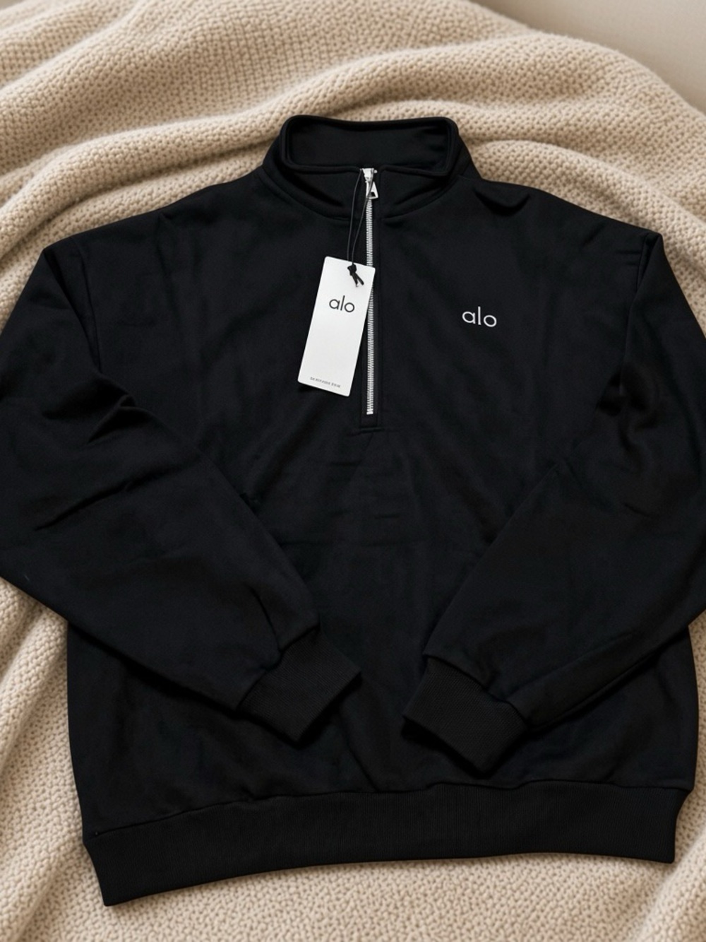 🖤 Alo Black Quarter-Zip Sweater Unisex 🖤 - Picture 4 of 4